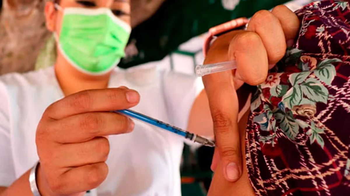 Completarán esquemas anti Covid-19 a mayores de 18 años en 18 municipios de Michoacán