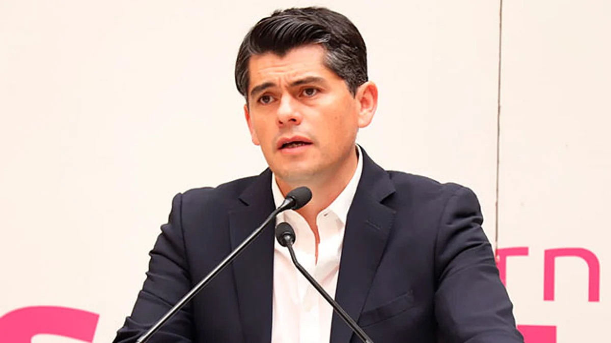 Toño Ixtláhuac reconoció y agradeció el esfuerzo del comisario Carlos Chico, durante estos meses al frente de la SSP municipal