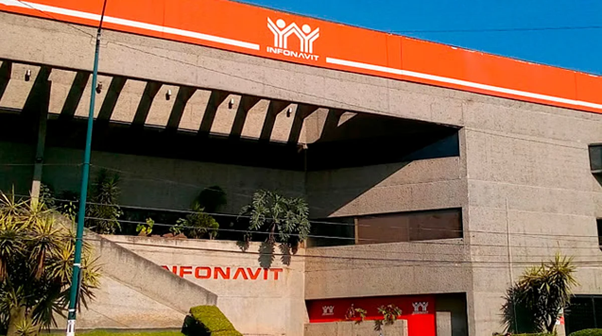 Infonavit ofrece opciones para congelar en pesos los créditos de trabajadores