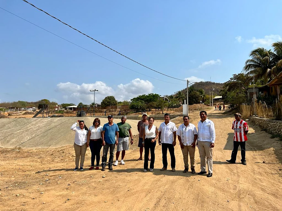Gobierno de Lázaro Cárdenas entrega 3 obras en Caleta de Campos