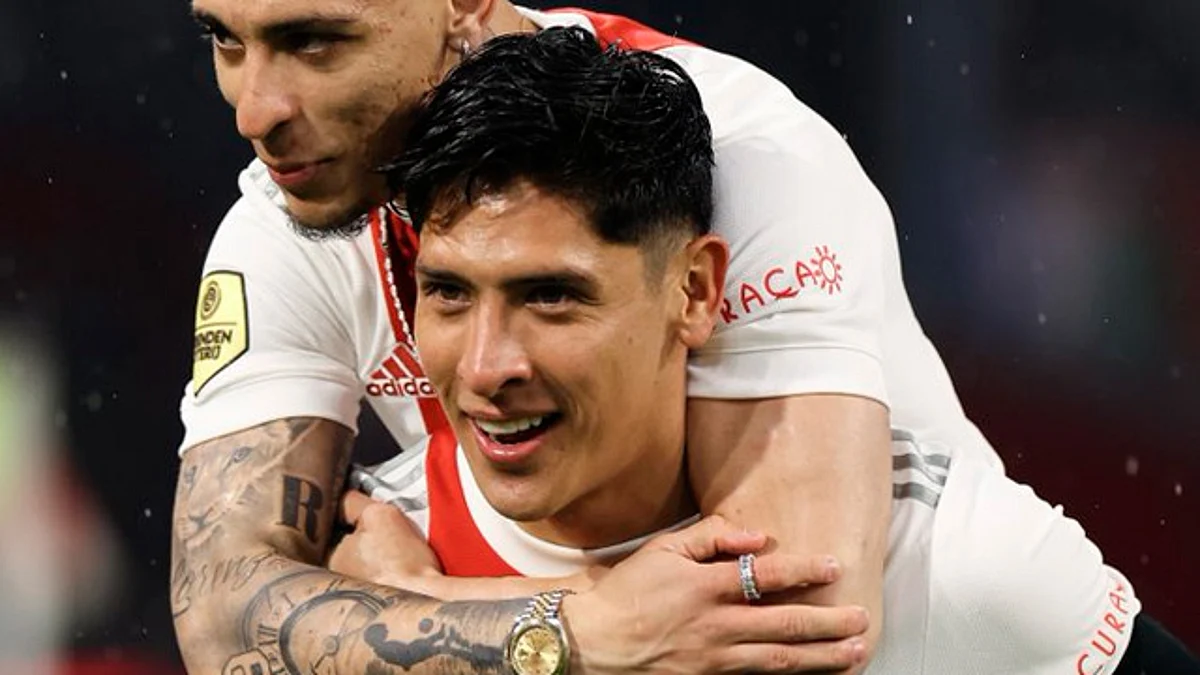 Edson Álvarez hace gol y es campeón con el Ajax