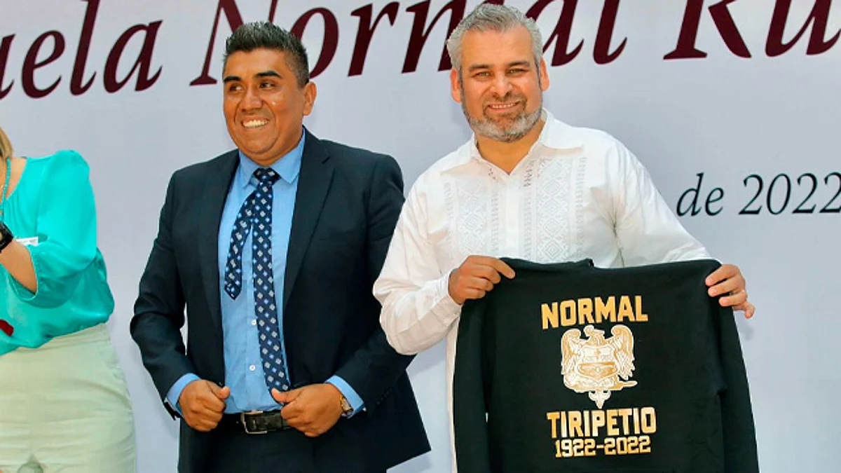 Gobierno del Estado, aliado de normalistas y maestros para transformar sistema educativo: Bedolla