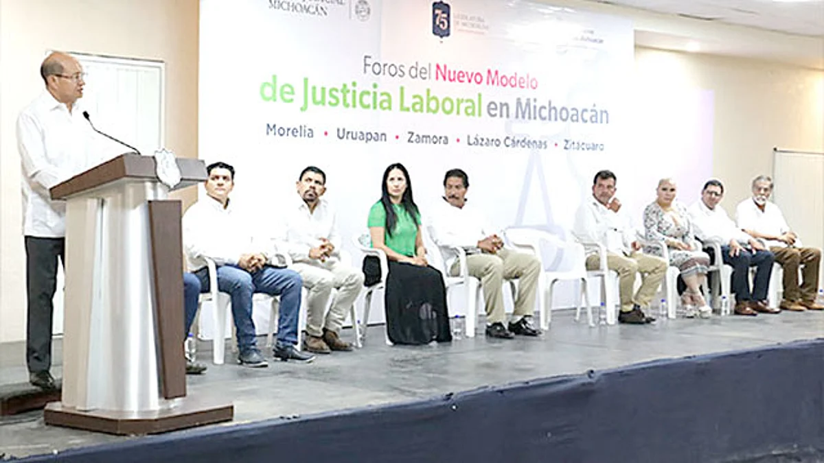 El magistrado presidente del Poder Judicial de Michoacán asistió al Foro del Nuevo Modelo de Justicia Laboral en Michoacán realizado en Lázaro Cárdenas