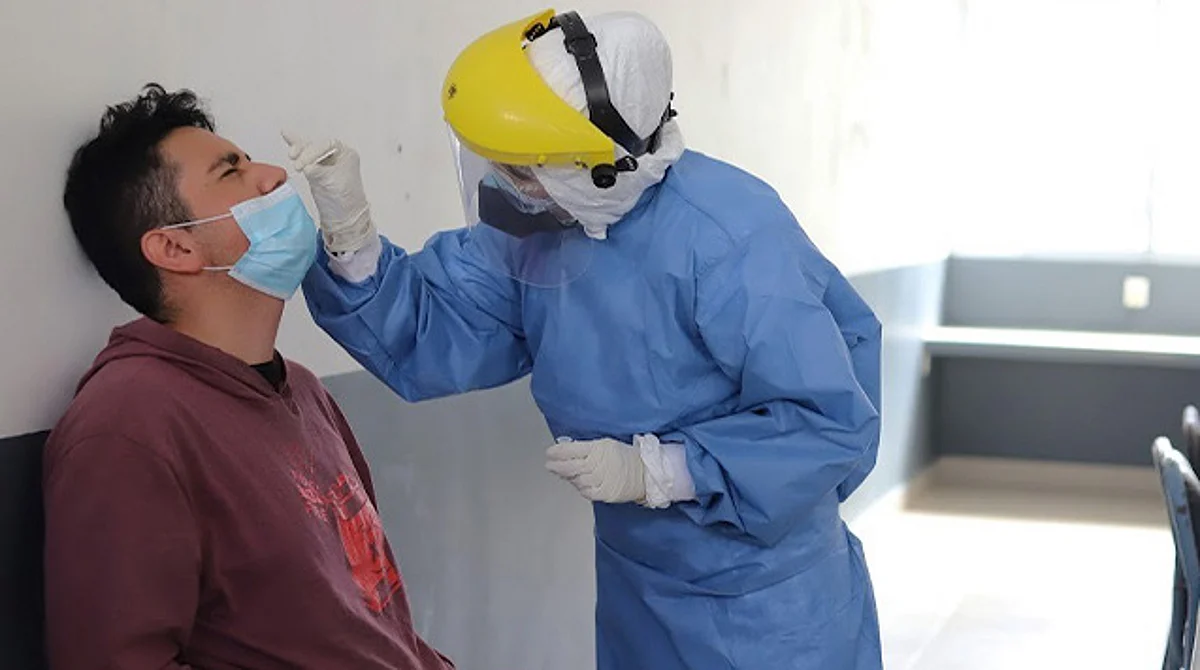 Continúan a la baja casos de Covid-19 en Michoacán; este domingo, sólo 3