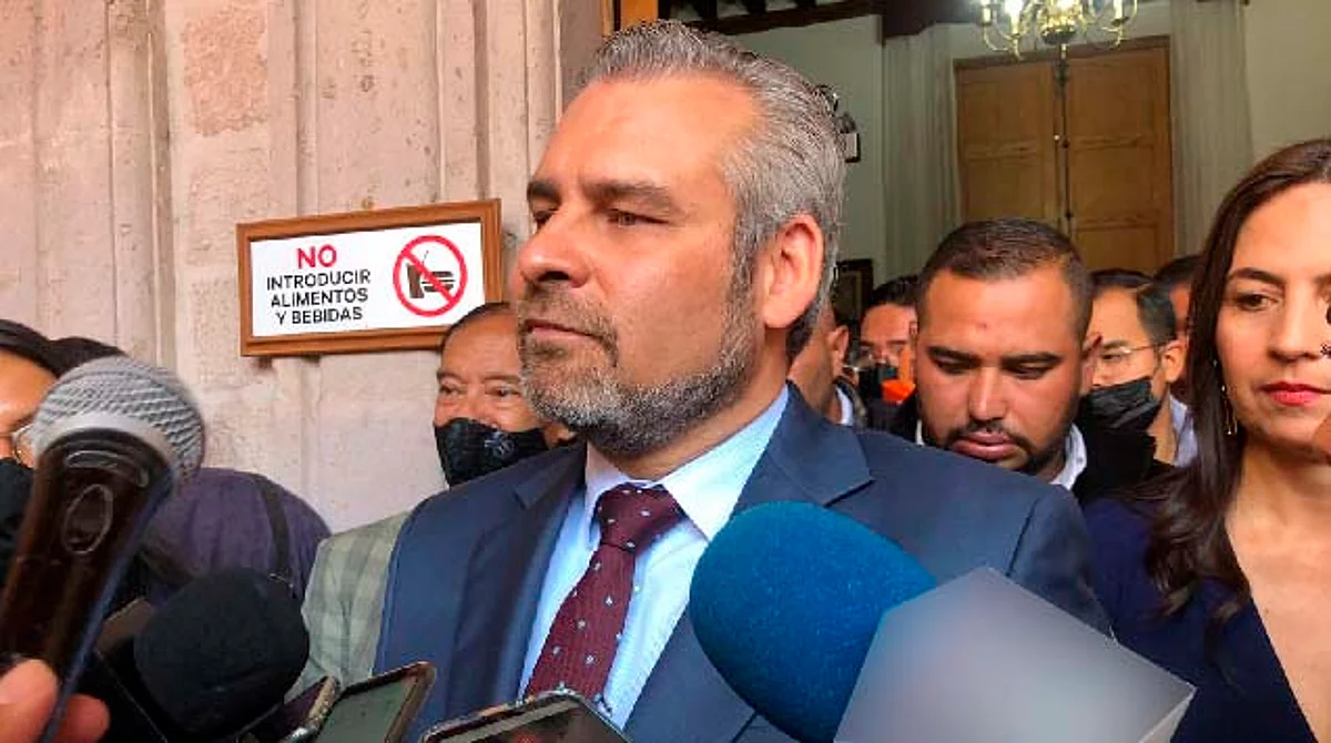 Primeros 500 trabajadores de IMSS llegarían en julio: Ramírez Bedolla