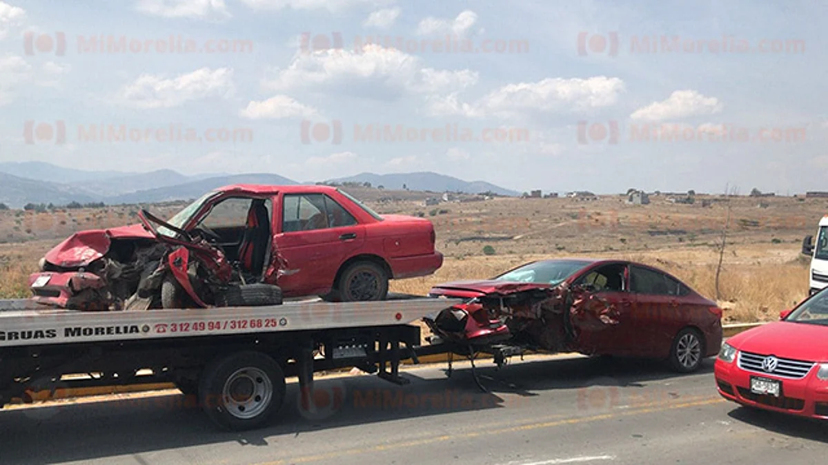 Se registra carambola vehicular en el camino La Aldea-Misión del Valle
