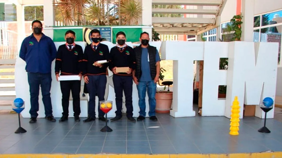 Estudiantes del Cecytem participan en Torneo Mundial de Robótica en Estados Unidos