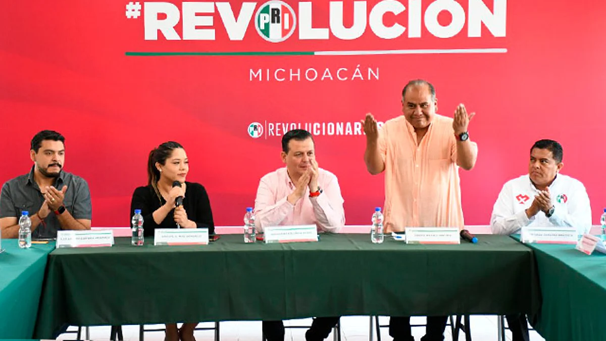 Recibe PRI Michoacán al presidente nacional de Corriente Crítica