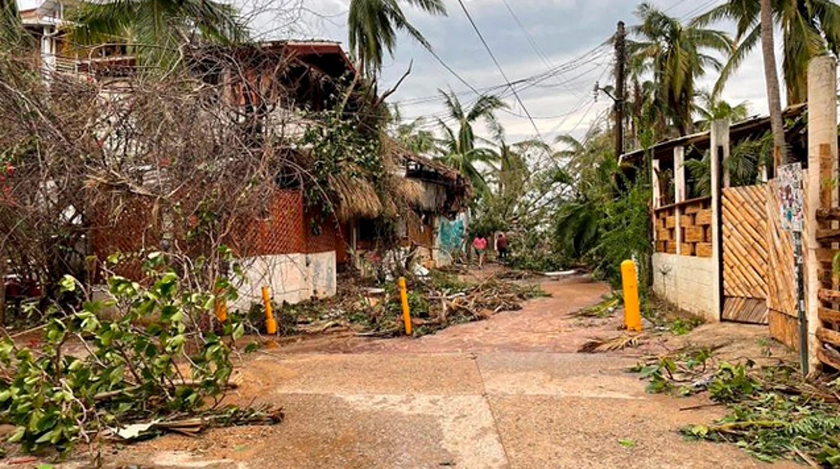 "Agatha" deja desaparecidos, incomunicados y daños en Oaxaca