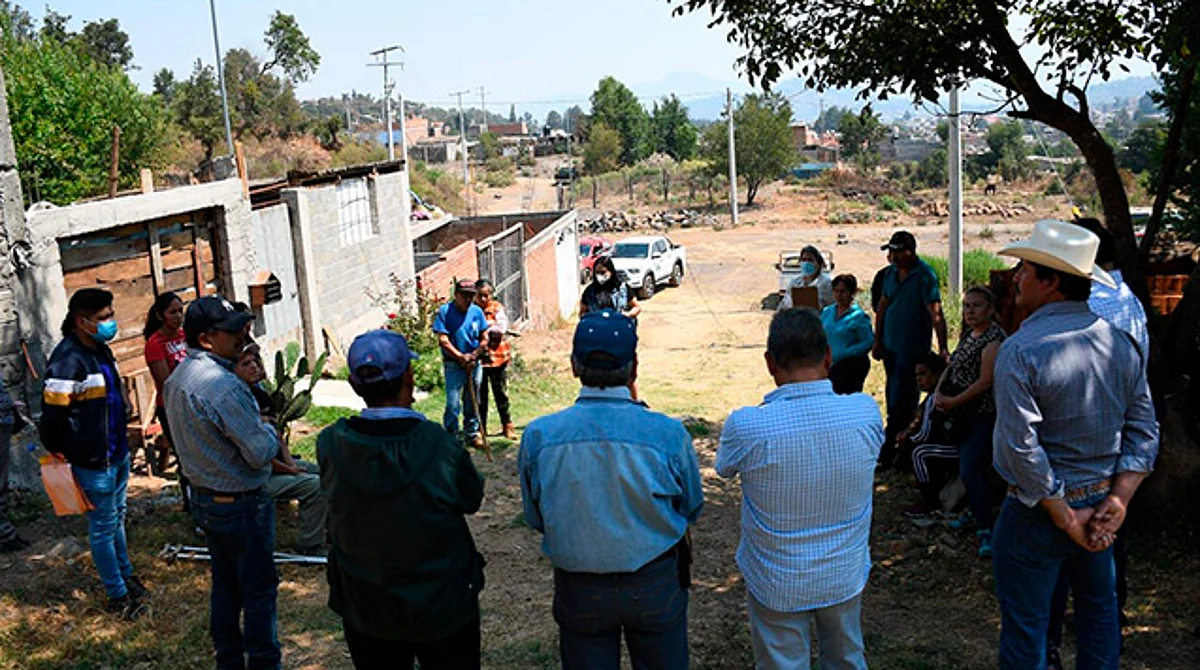 Dentro de la atención inmediata fue la instalación de alumbrado público que consta de 8 lámparas luminarias LED de 60 watts