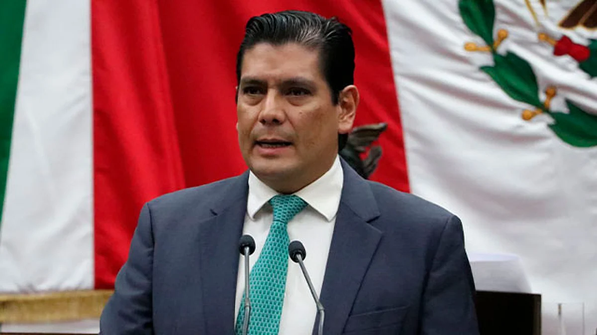 Propone Ernesto Núñez reconocimiento Manuel Buendía para periodistas de Michoacán