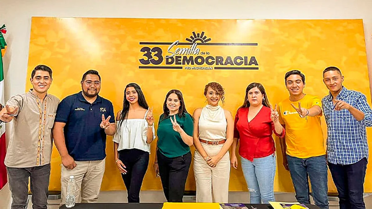 Ustedes son el relevo generacional que necesita este país: Verónica Naranjo