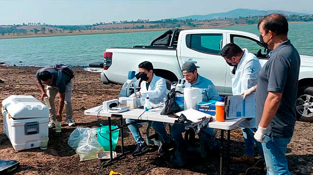 Muerte de peces no fue causada por contaminación en presa de Cointzio: Cesamich