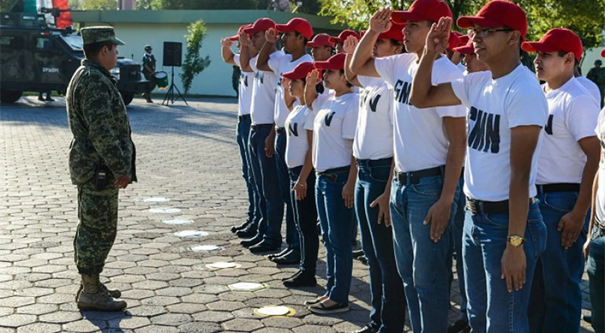 Proponen eliminar obligatoriedad del servicio social militar