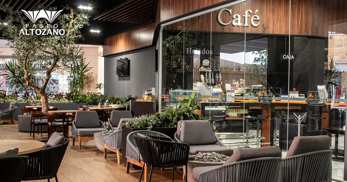Visita Paseo Altozano y disfruta de tus bebidas preferidas