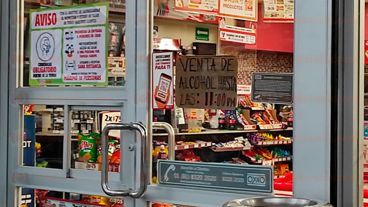 Tiendas de conveniencia sólo podrían vender alcohol de 07:00 a 23:00 horas