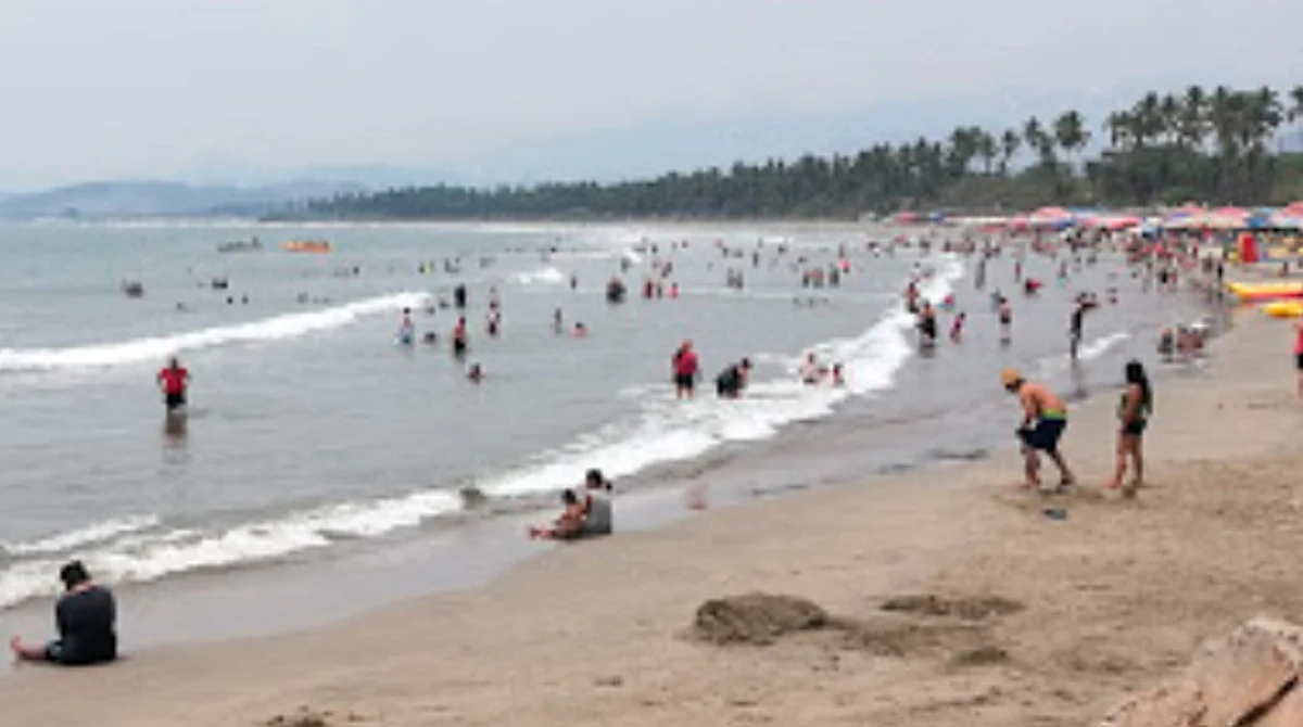 Muere joven de Morelia de 16 años ahogado en playa Linda