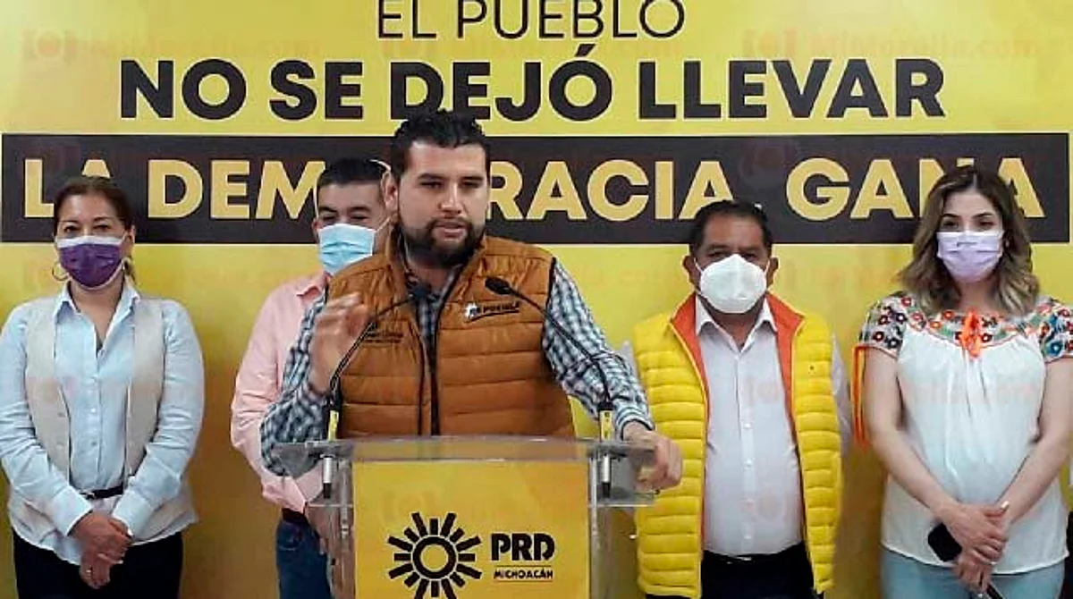 PRD, instituto político con altas y bajas: Octavio Ocampo