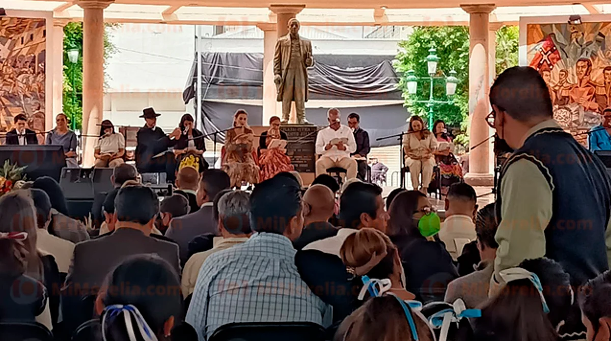 Fandangos por la Lectura llega a Zitácuaro con Eduin Caz de Grupo Firme