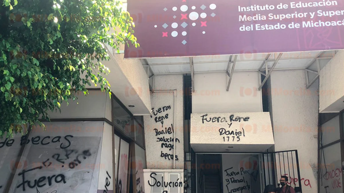 Presentan denuncia en FGE por daños al Instituto de Educación Media Superior y Superior