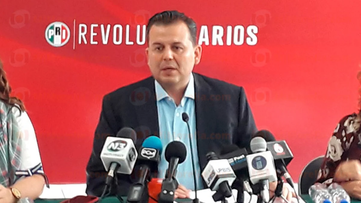 En el PRI tenemos cuadros hasta de sobra, se los prestamos a Morena: Memo Valencia