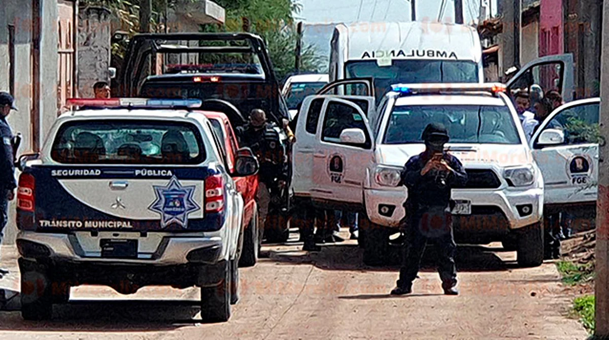 Michoacán: dejan cadáver en bancas de las plaza pública de Jeruco
