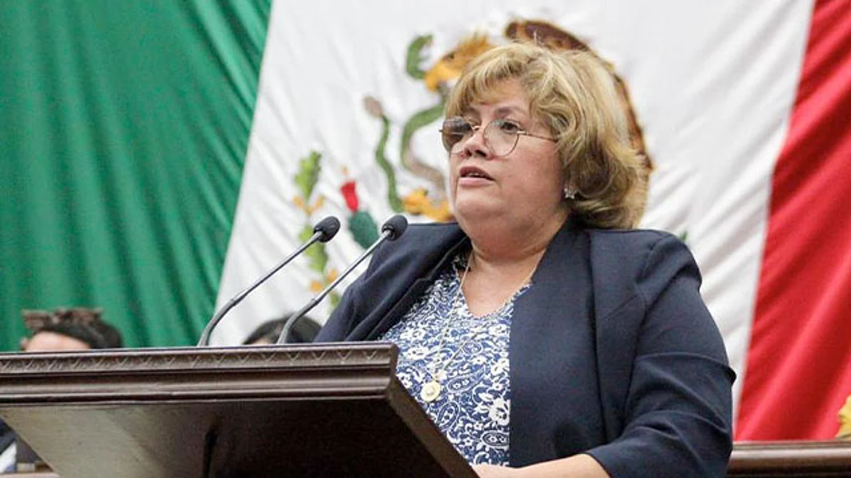 Diputados de Morena proponen mayor promoción al turismo rosa en Michoacán
