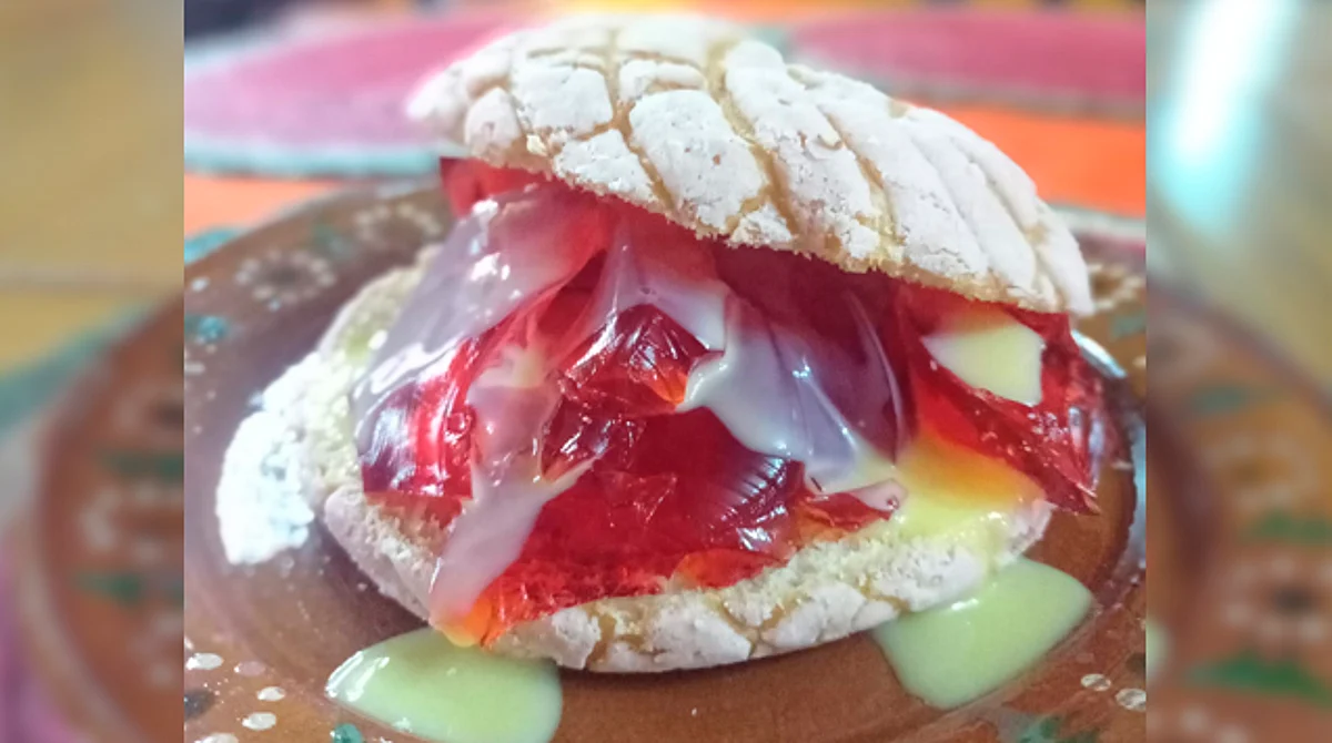 Concha rellena de gelatina es la nueva sensación en Michoacán