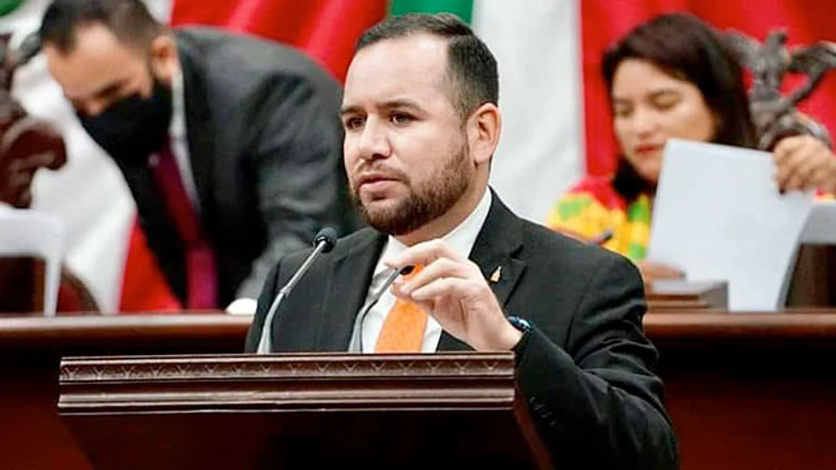 Argumentó que a pesar de que está estipulado en el artículo 4 de nuestra Constitución, que “La mujer y el hombre son iguales ante la ley”