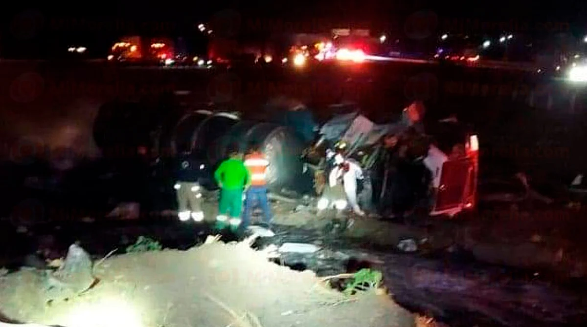 El hecho tuvo lugar en la intersección de las autopistas México-Guadalajara y Pátzcuaro-Cuitzeo