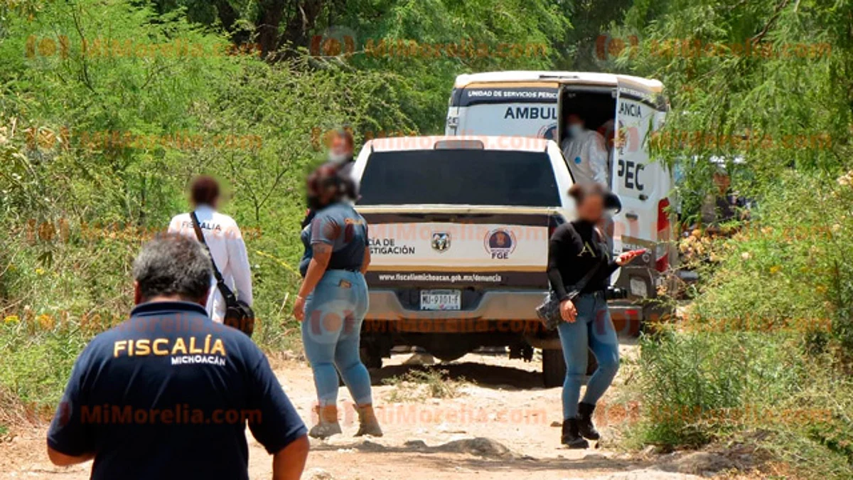 Suman 10 cadáveres hallados en fosas clandestinas de Michoacán; 5, de mujeres