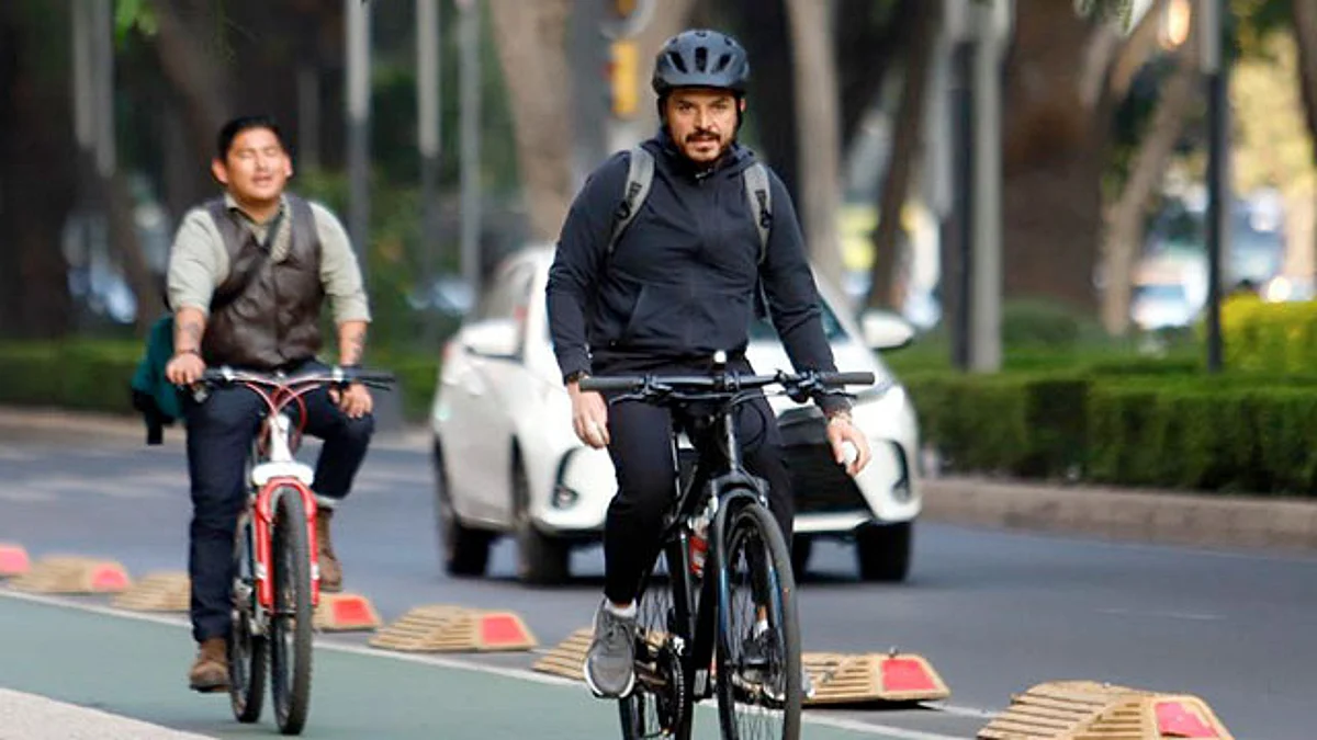 Invita director general del IMSS usar bicicleta para evitar enfermedades y cuidar el medio ambiente