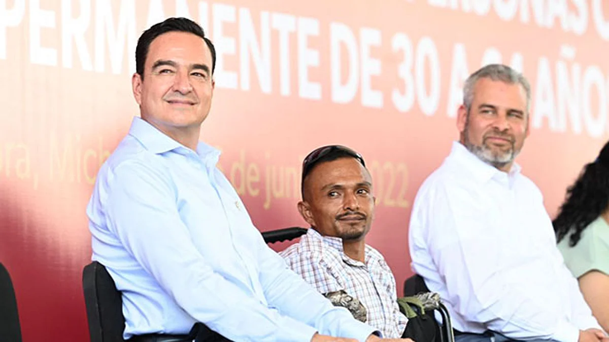 Zamora: Carlos Soto y Alfredo Ramírez ponen en marcha pensión para discapacitados