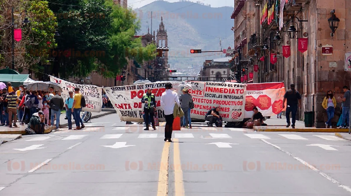 Llama CNTE a maestros a replegarse en la SEP en la CDMX