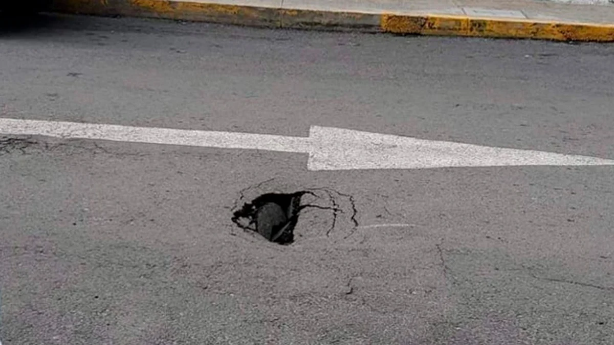 Alertan por otro hundimiento en Morelia; temen que se convierta en socavón