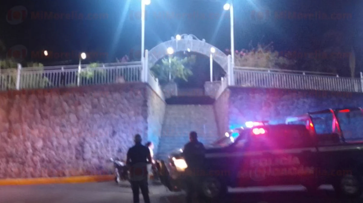 Asesinan a tiros a mujer en mirador de Apatzingán