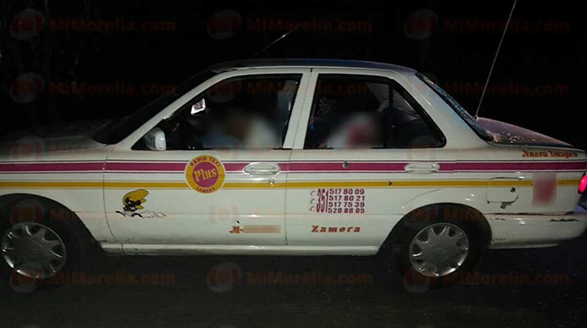 Mueren 3 en ataque armado a taxi, en Michoacán