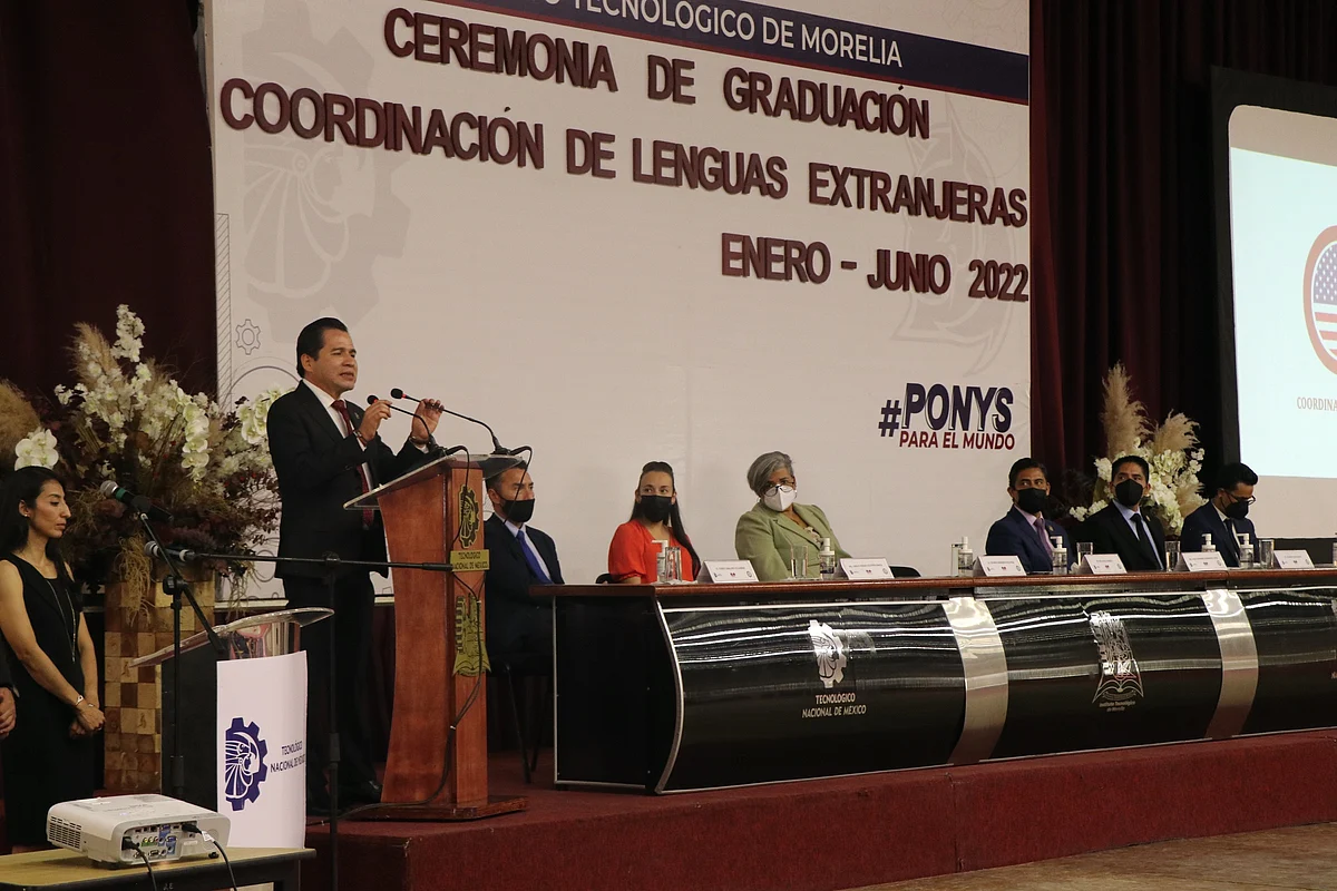 Autoridades educativas coincidieron que el dominio de una segunda lengua permite crecimiento profesional y personal