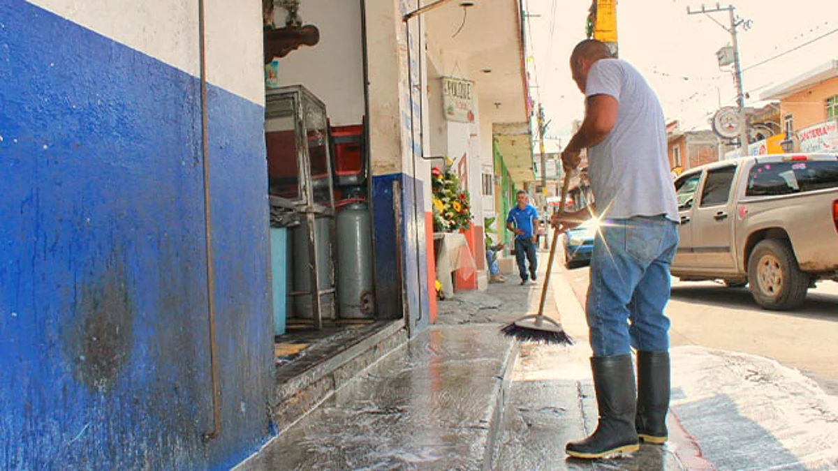 La finalidad es prevenir riesgos sanitarios, como la propagación del mosquito del dengue