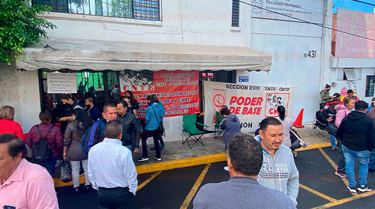 CNTE Poder de Base continúa con toma de oficinas en Morelia