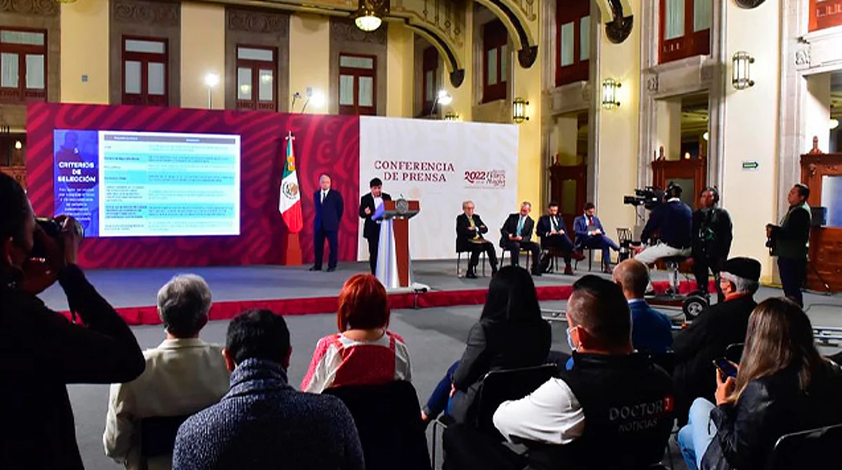 Presentan plan para dar seguro social a periodistas independientes de México