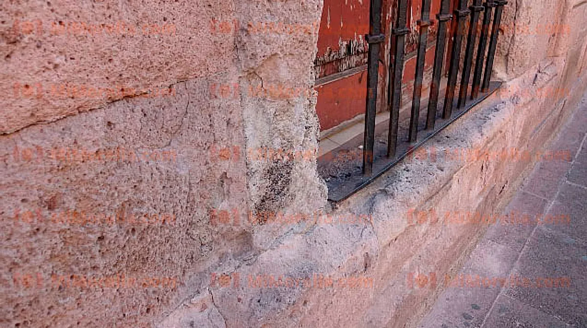 Caída de aplanados, mayor riesgo en edificios históricos de 5 municipios: INAH