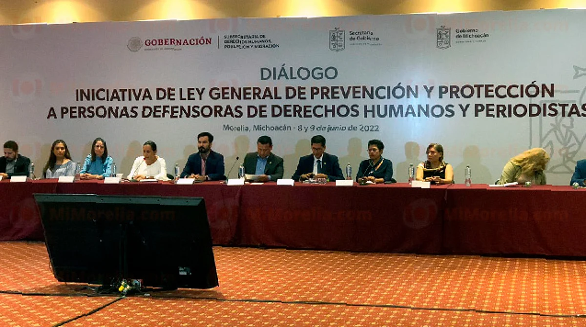 Críticas y propuestas en foro de iniciativa de ley para protección a periodistas y activistas