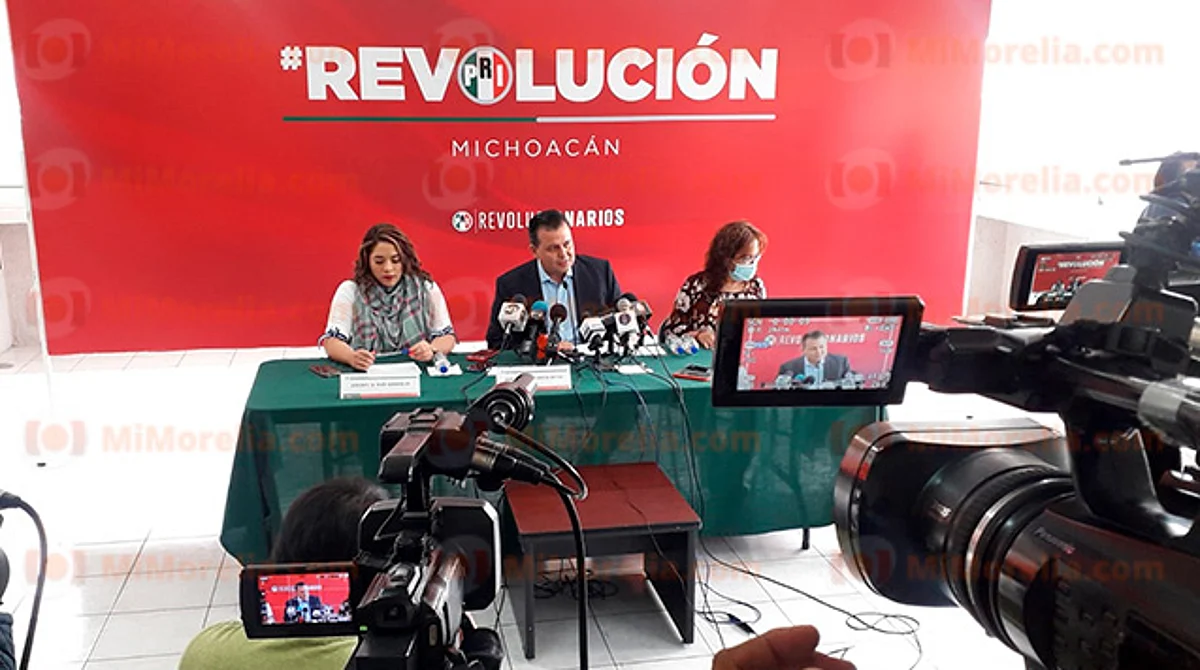Va Memo Valencia por tipificar como "robo" fraude en compra de autos usados
