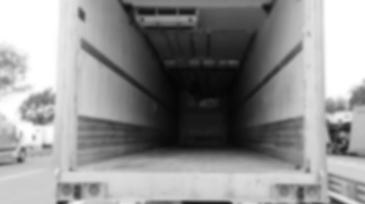 Mexicanos, 22 de los 50 migrantes hallados muertos en caja de tráiler en Texas