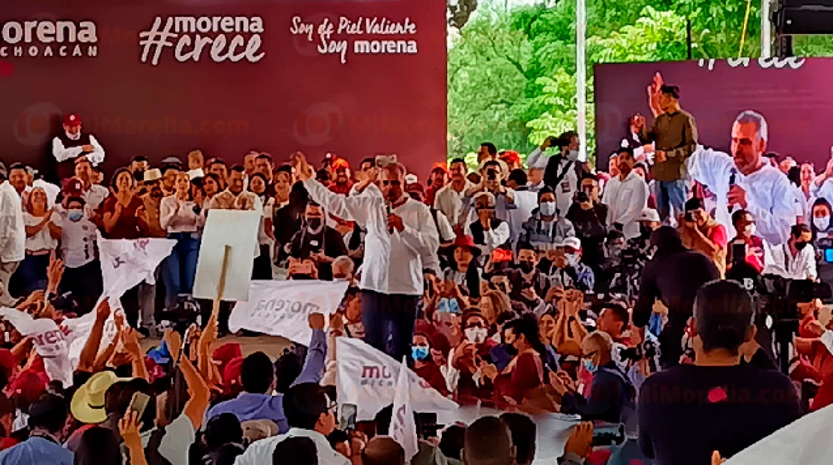 Destacó que a un año de la victoria, el gobierno actual ha invertido en obra pública