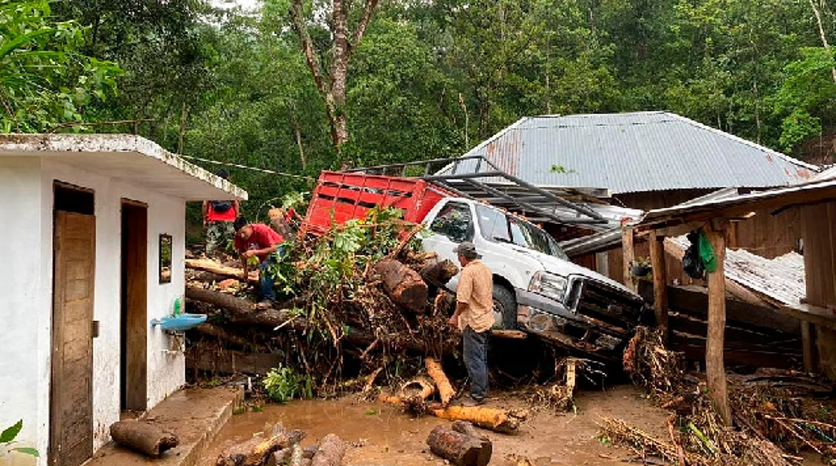 Gobierno de Cuba envía condolencias por las 11 muertes del huracán Agatha en Oaxaca