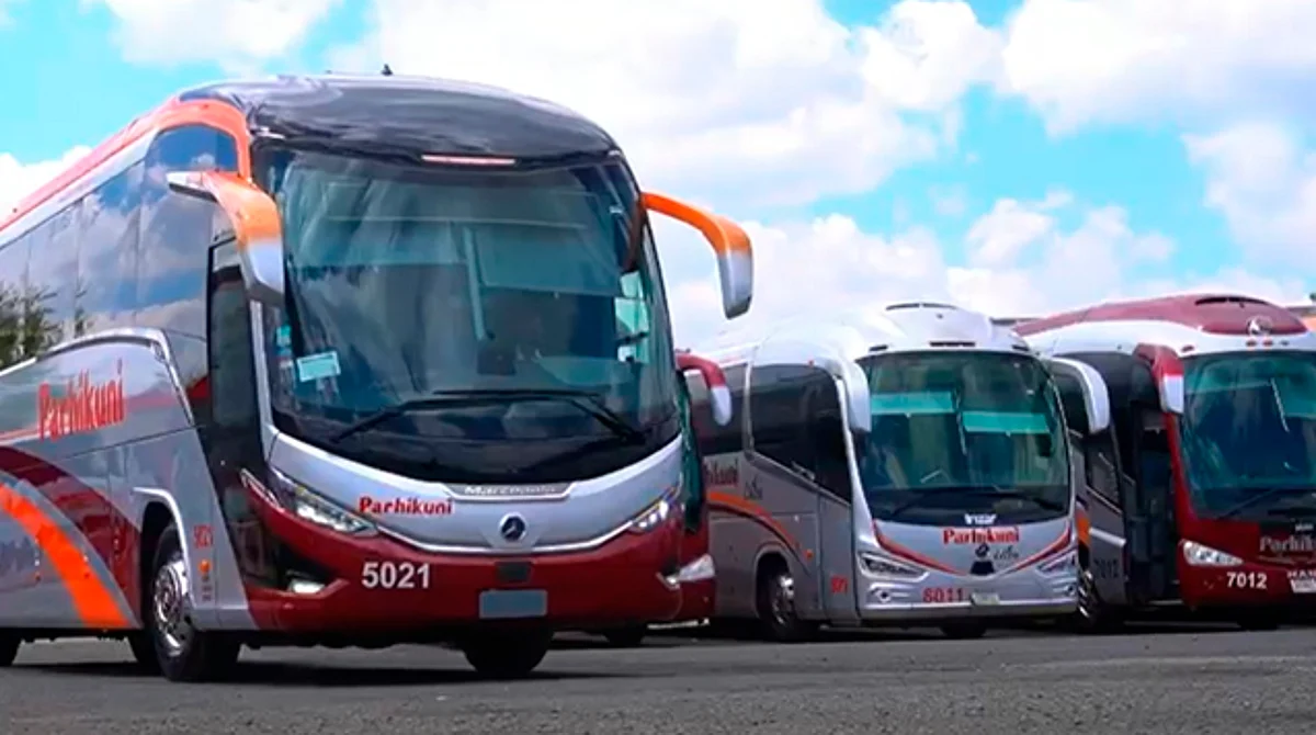 Salidas de autobuses a Uruapan no han sido suspendidas