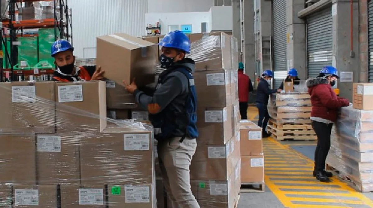 Encuentran medicamento caducado con valor de 30 MDP en bodega de Sinaloa