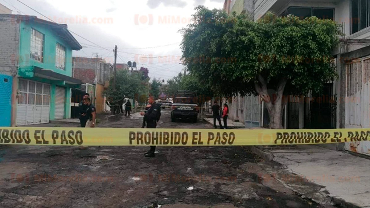 Asesinan a balazos a mujer en calle de Morelia